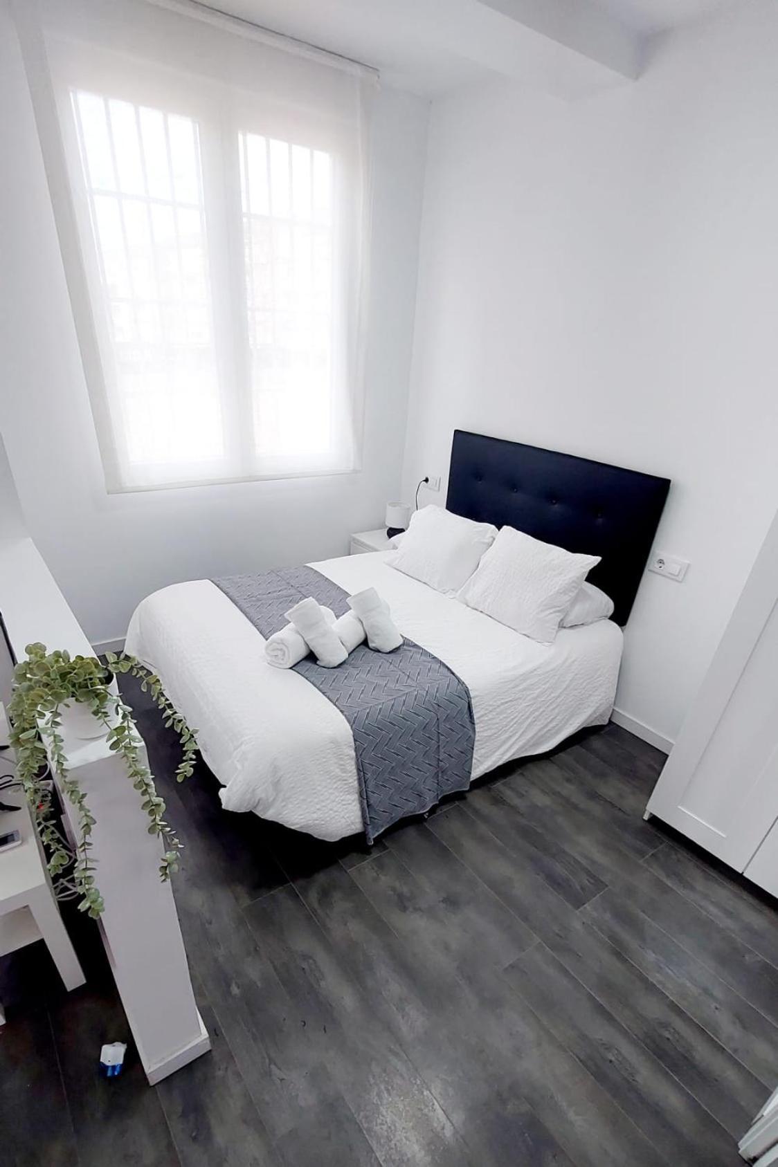 Lofts 4Towers - La Paz Appartement Madrid Buitenkant foto