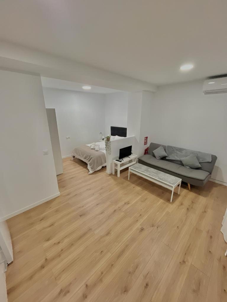 Lofts 4Towers - La Paz Appartement Madrid Buitenkant foto