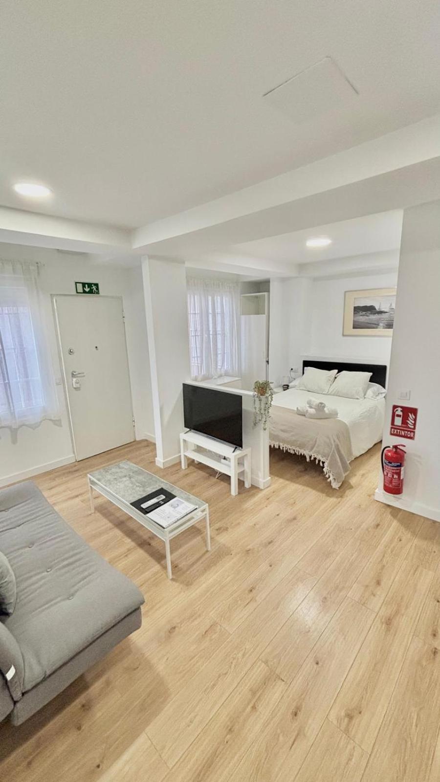 Lofts 4Towers - La Paz Appartement Madrid Kamer foto